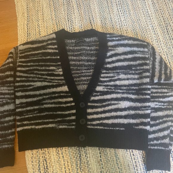 Urban Outfitters Cardigan - Picture 1 of 2